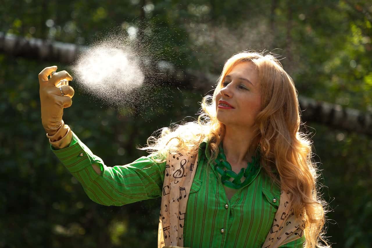 perfume spray nature-3683187jpg