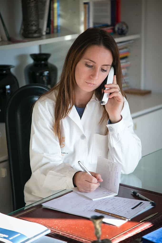 doctor-hospital-appointment-6989582 doctor, hospital, appointment-6989582.jpg